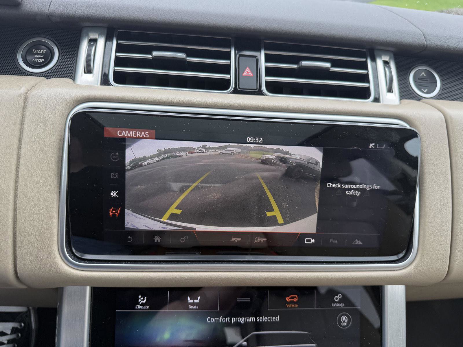 Used 2021 Land Rover Range Rover Westminster Edition image 17