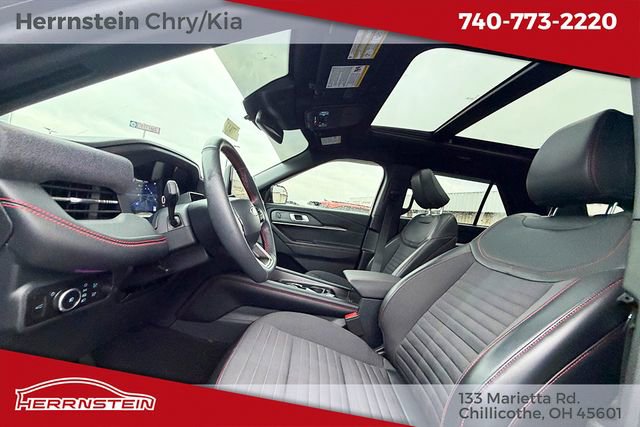 Used 2025 Ford Explorer ST-Line w/ Premium Package image 19