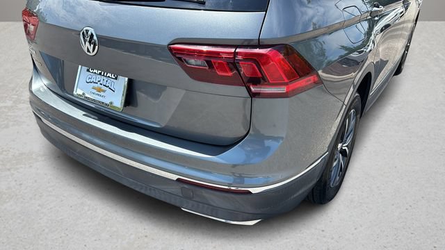 Used 2020 Volkswagen Tiguan SE w/ Panoramic Sunroof Package FWD image 37