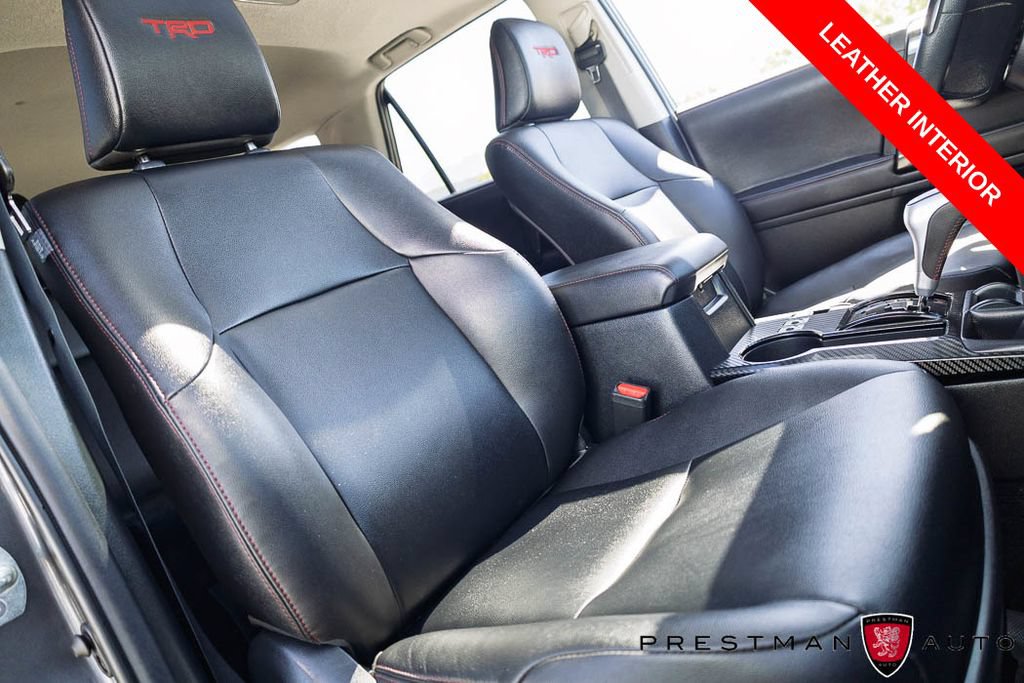 Used 2022 Toyota 4Runner TRD Off-Road Premium w/ Moonroof Package AWD/4WD image 4