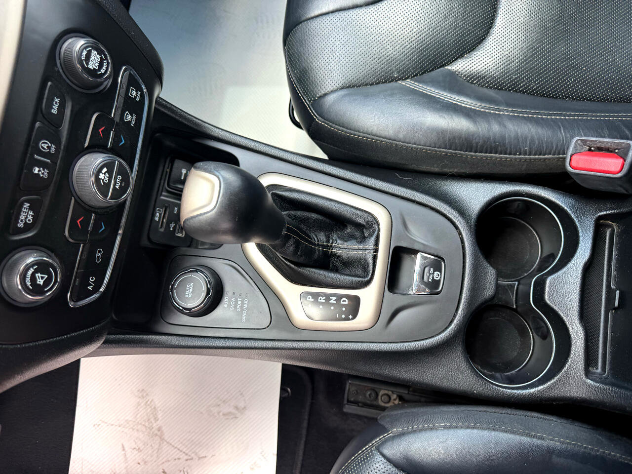 Used 2017 Jeep Cherokee High Altitude w/ Luxury Group image 43