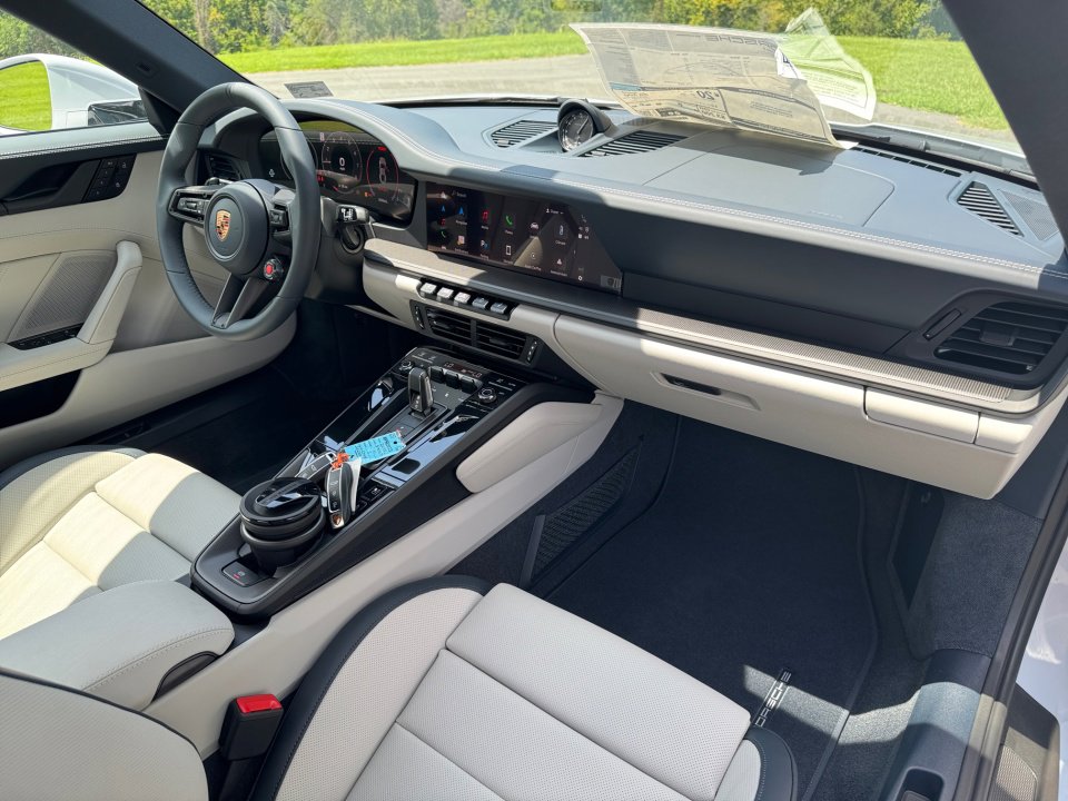 Certified 2025 Porsche 911 Carrera S image 18