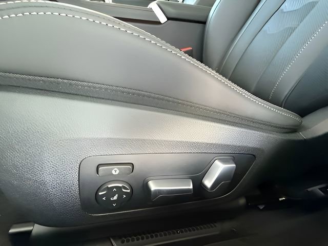 Used 2026 BMW 840i xDrive w/ M Sport Professional Package image 20