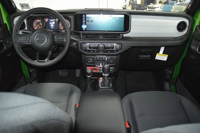 Used 2025 Jeep Wrangler Sport image 29