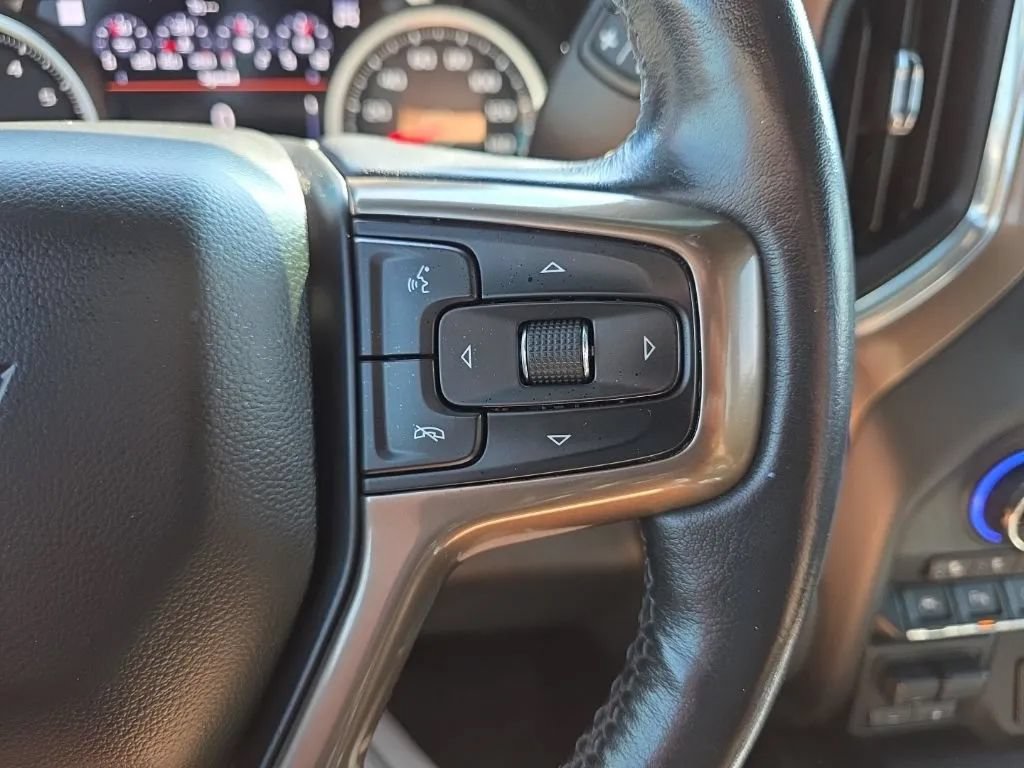 Used 2020 Chevrolet Silverado 1500 High Country w/ Technology Package AWD/4WD image 24
