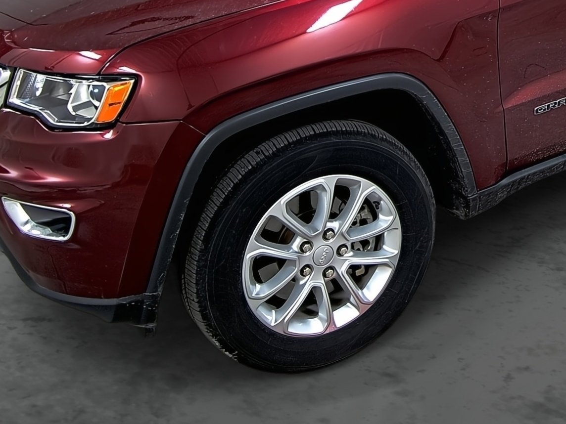Used 2021 Jeep Grand Cherokee Laredo X image 7