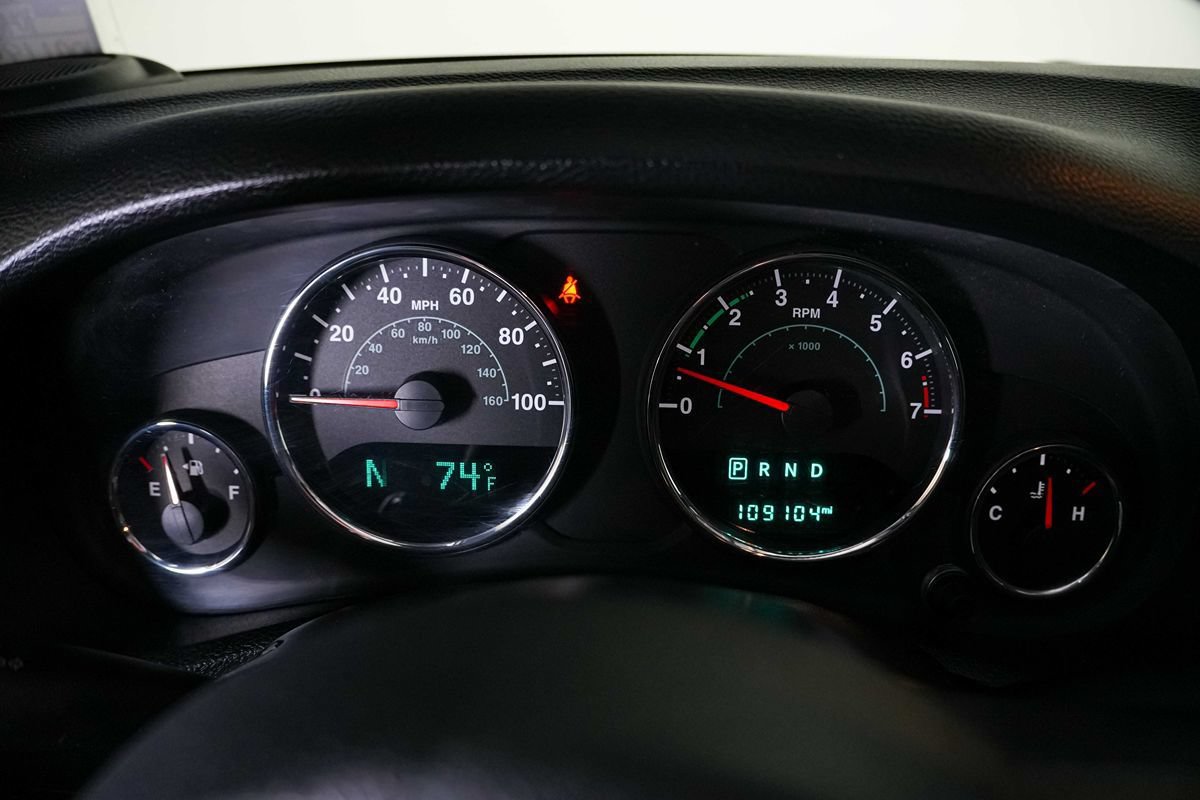 Used 2017 Jeep Wrangler Unlimited Sport w/ Quick Order Package 24S AWD/4WD image 16