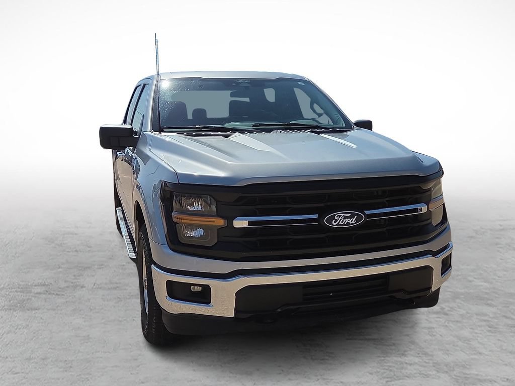 Used 2025 Ford F150 XLT w/ Equipment Group 301A Standard AWD/4WD image 2