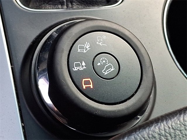 Used 2015 Ford Explorer Limited image 28