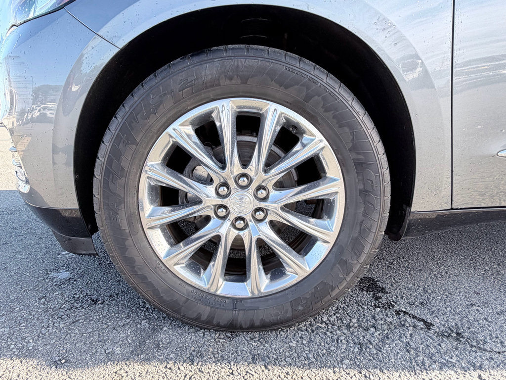 Used 2018 Buick Enclave Premium image 36