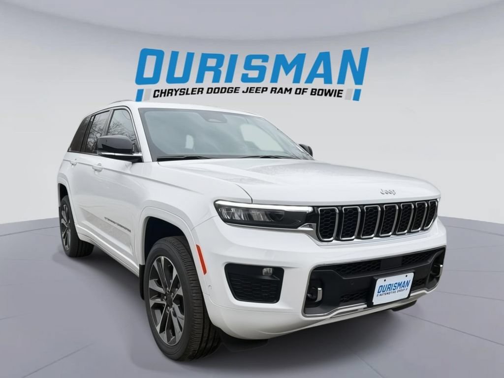 New 2025 Jeep Grand Cherokee Overland w/ MOPAR Finishing Package
