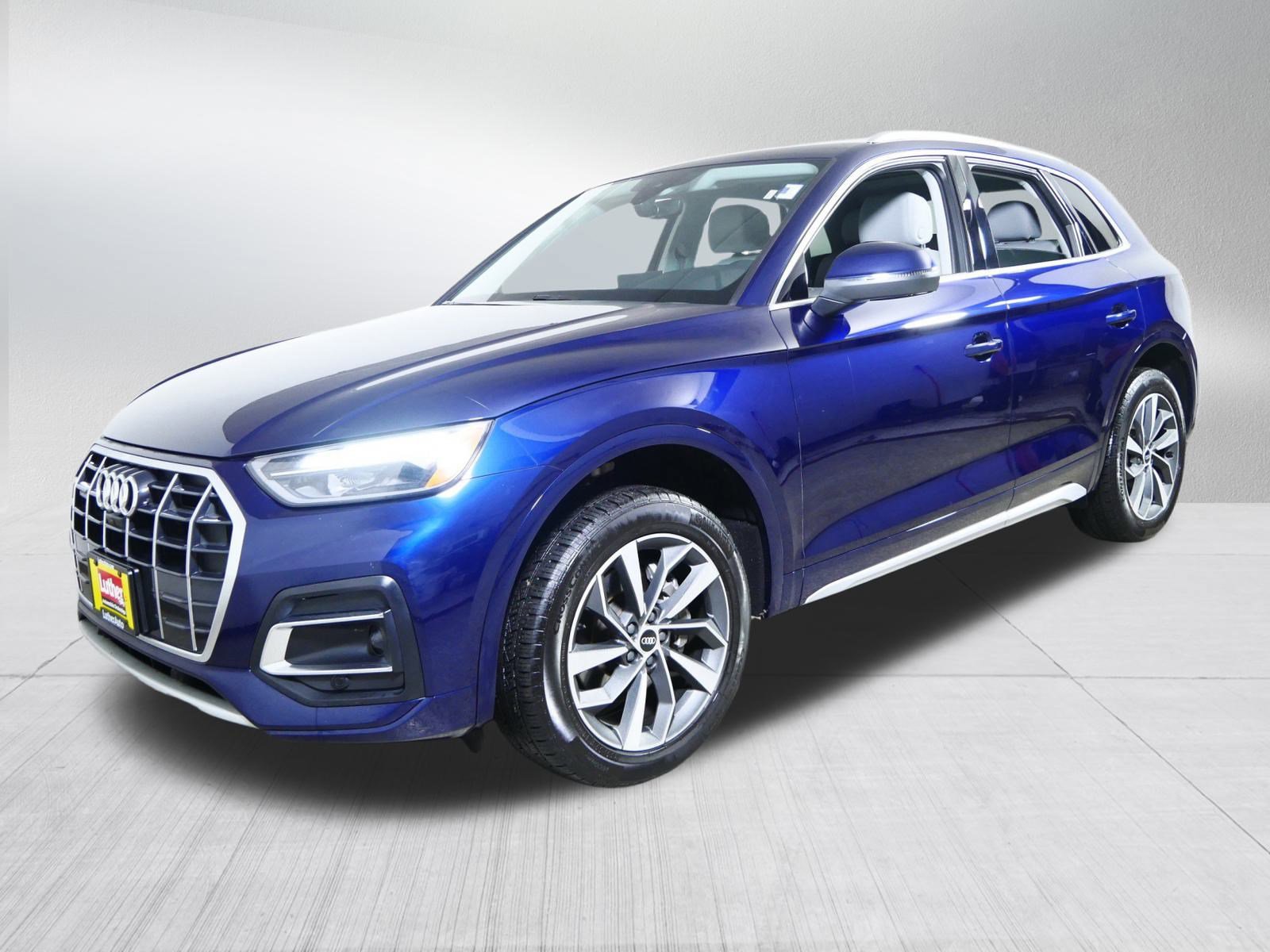 Used 2021 Audi Q5 Premium Plus w/ Premium Plus Package image 3
