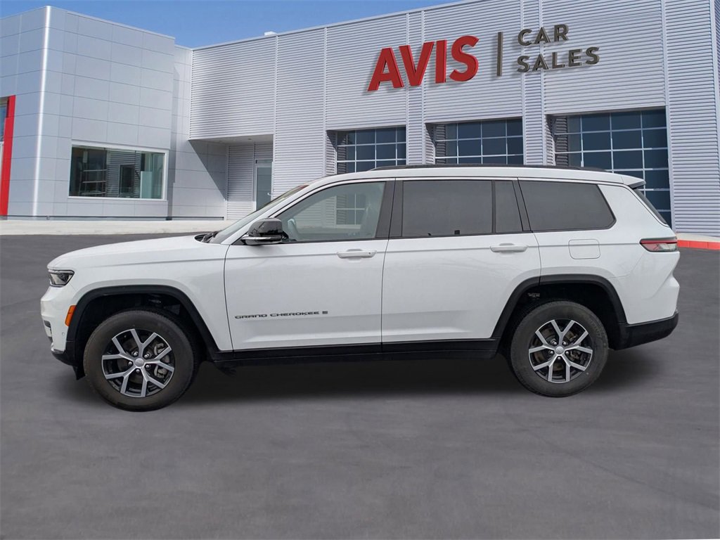 Used 2024 Jeep Grand Cherokee L Limited w/ Luxury Tech Group II image 2