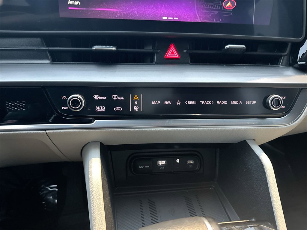 Used 2023 Kia Sportage EX image 24