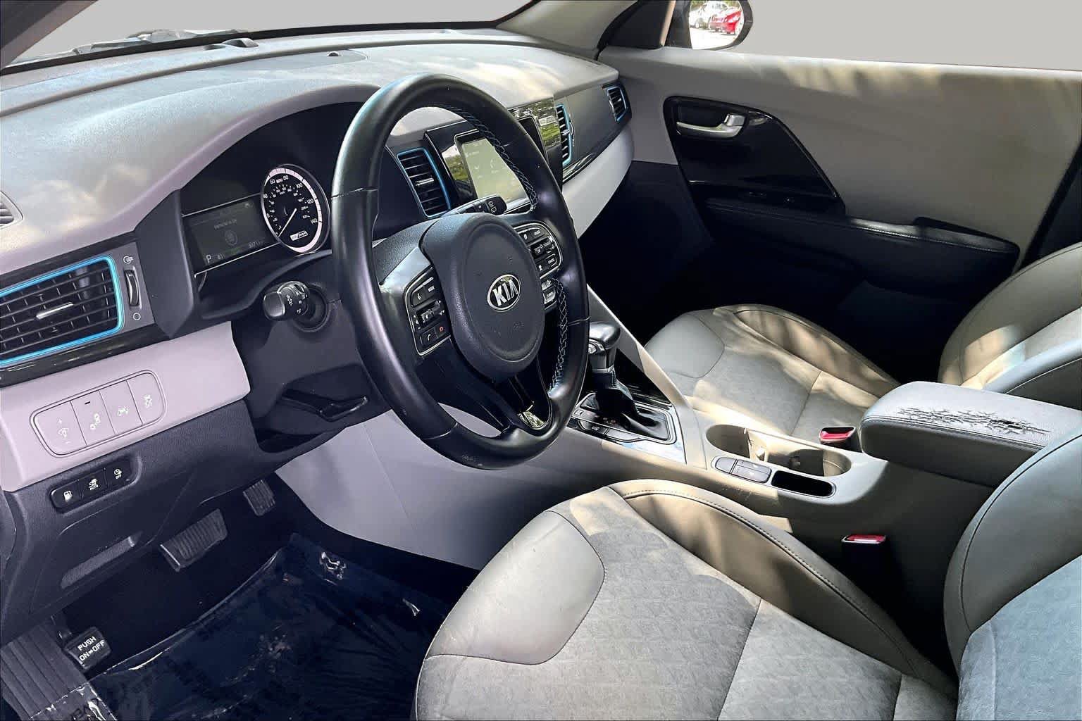 Used 2019 Kia Niro EX FWD image 17