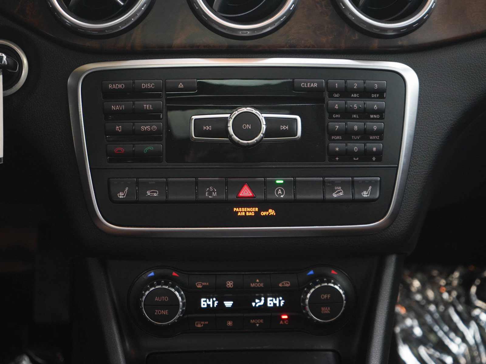 Used 2015 Mercedes-Benz GLA 250 4MATIC image 17