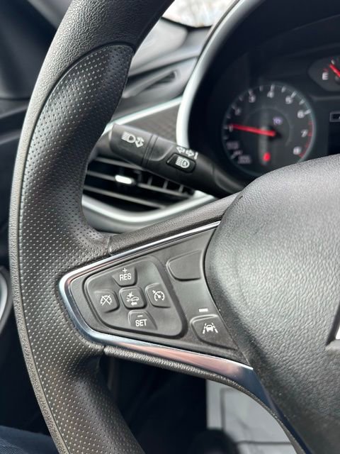 Used 2023 Chevrolet Malibu LT FWD image 23