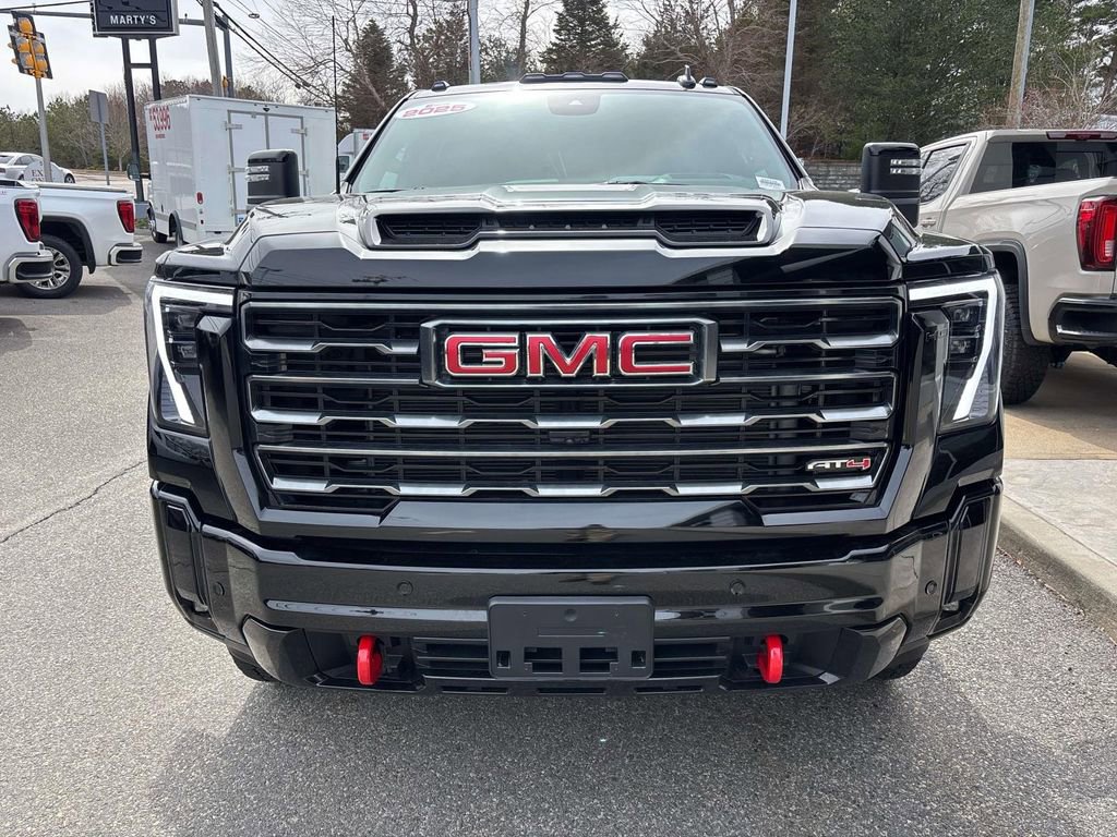 Used 2025 GMC Sierra 2500 AT4 w/ AT4 Premium Plus Package image 7