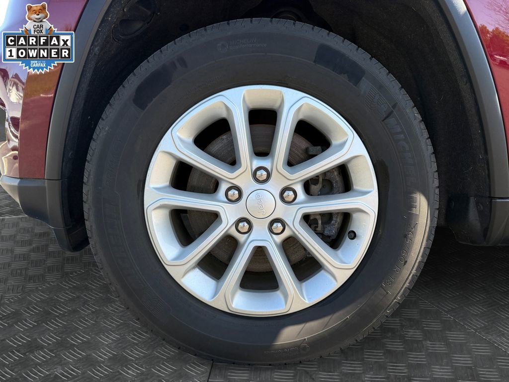 Used 2021 Jeep Grand Cherokee Laredo AWD/4WD image 20