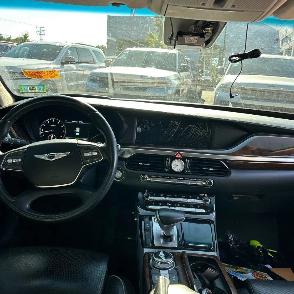 Used 2017 Genesis G90 5.0 Ultimate AWD/4WD image 20