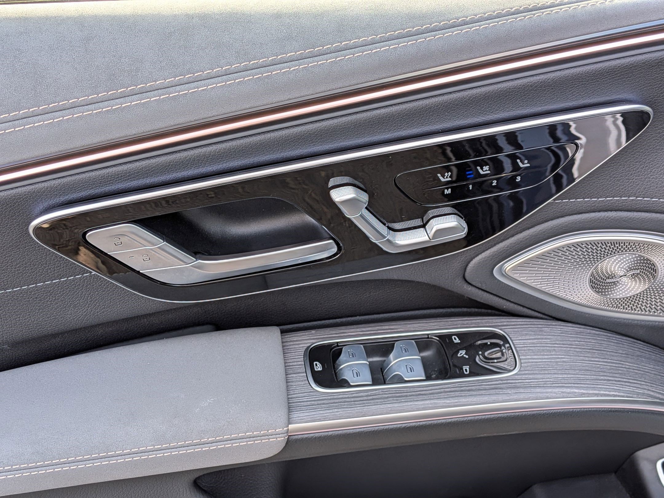 Certified 2023 Mercedes-Benz EQS 580 580 4MATIC image 15