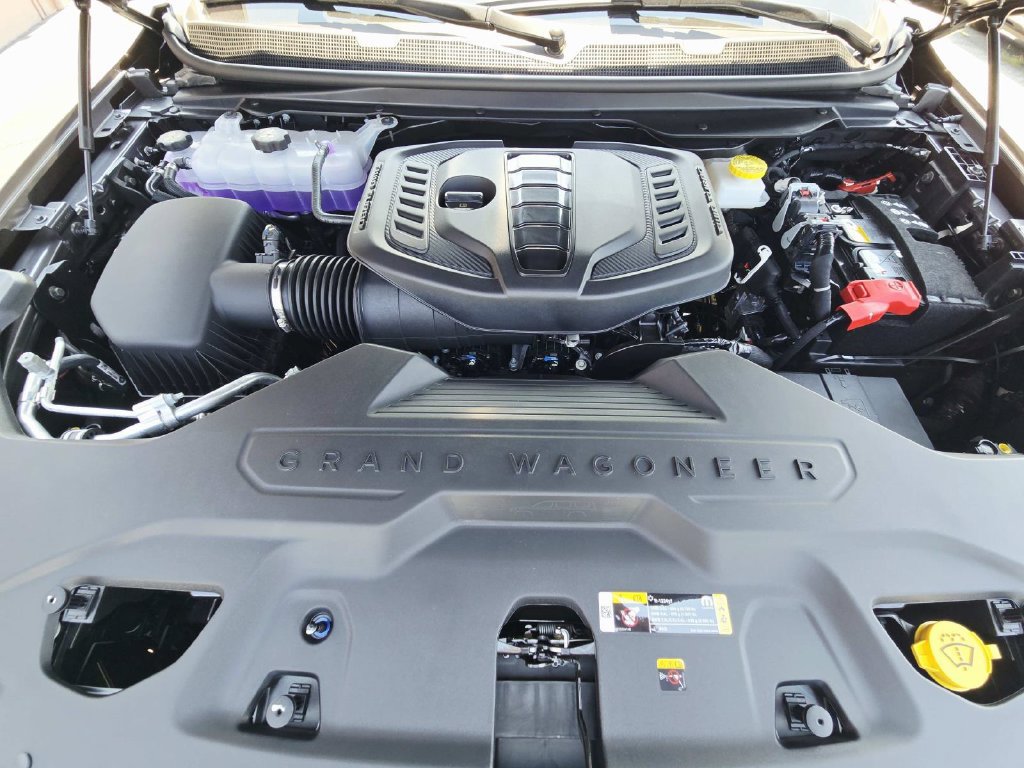 New 2026 Jeep Grand Wagoneer Summit AWD/4WD image 11