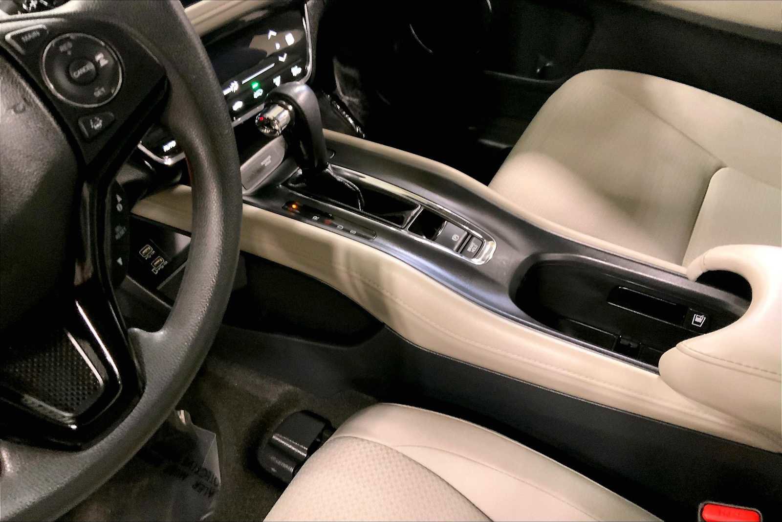 Used 2019 Honda HR-V EX image 17