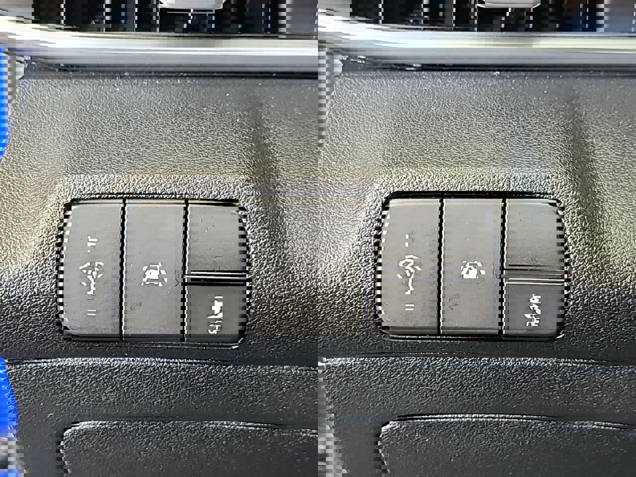 Used 2022 Hyundai Elantra SEL w/ Convenience + Premium Package image 29