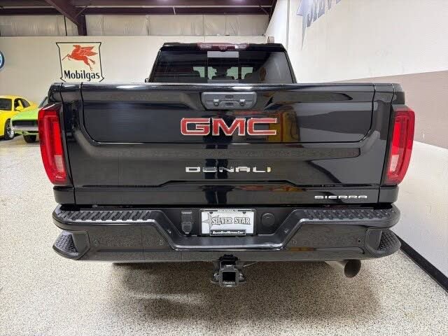 Used 2022 GMC Sierra 2500 Denali w/ Denali Ultimate Package AWD/4WD image 8