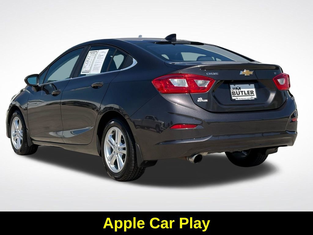Used 2017 Chevrolet Cruze LT FWD image 4