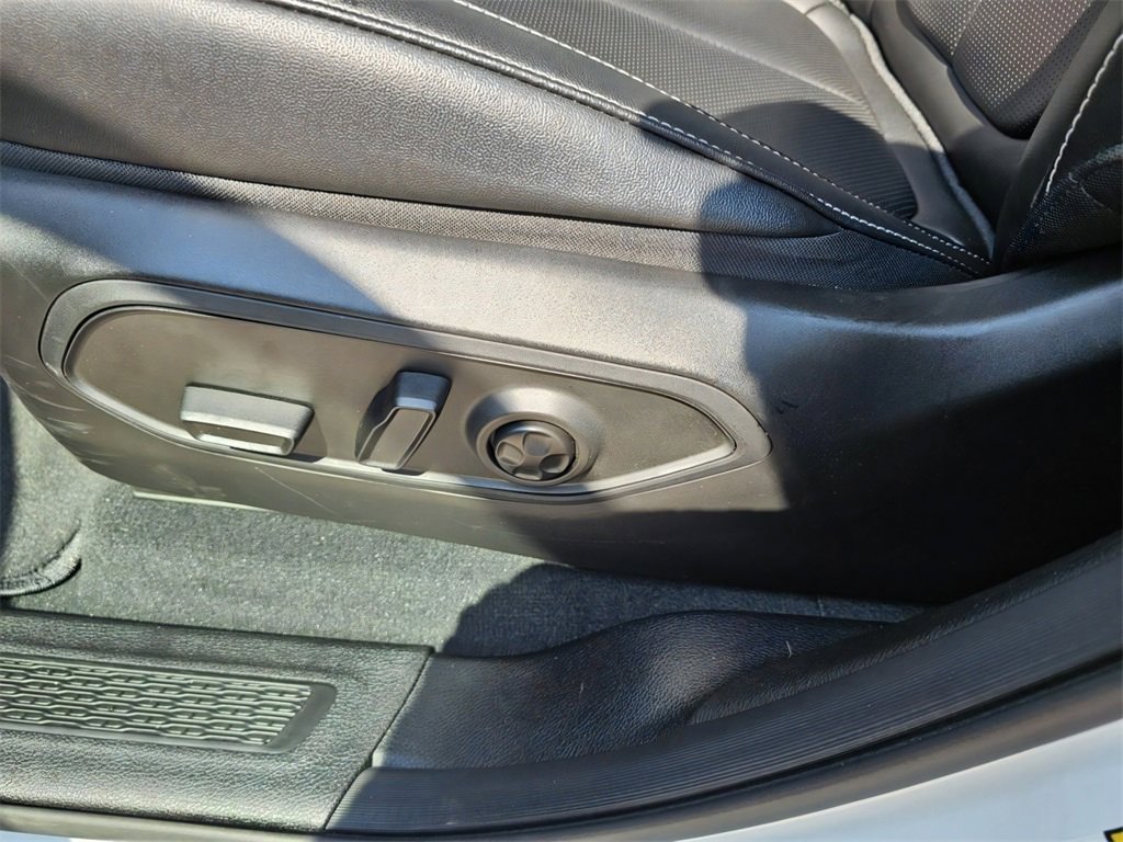 Used 2025 Jeep Grand Cherokee Limited 4xe image 37