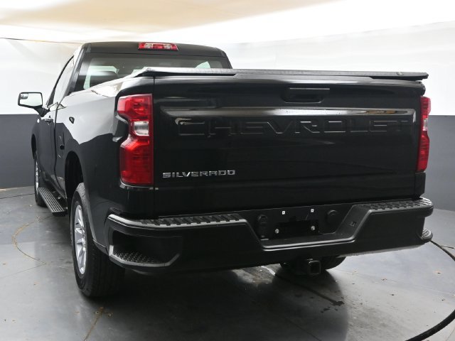 Used 2025 Chevrolet Silverado 1500 W/T w/ Trailering Package AWD/4WD image 4
