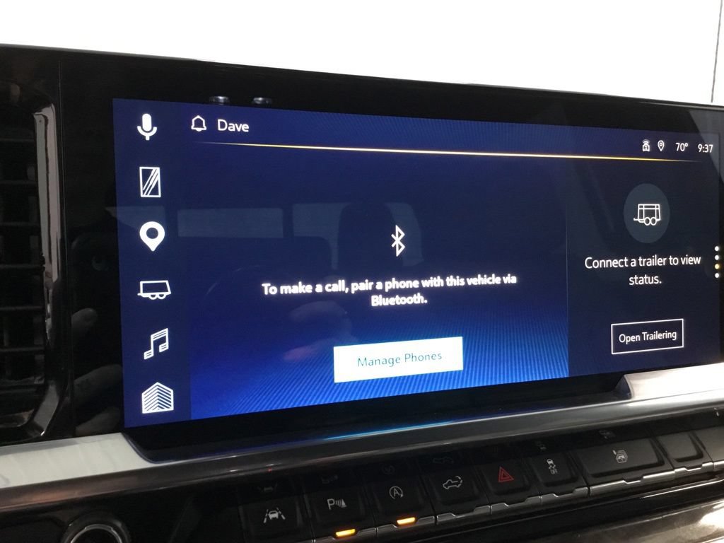 Used 2023 Chevrolet Silverado 1500 LTZ w/ Technology Package AWD/4WD image 23