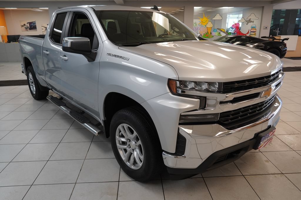 Used 2020 Chevrolet Silverado 1500 LT w/ All-Star Edition AWD/4WD image 13