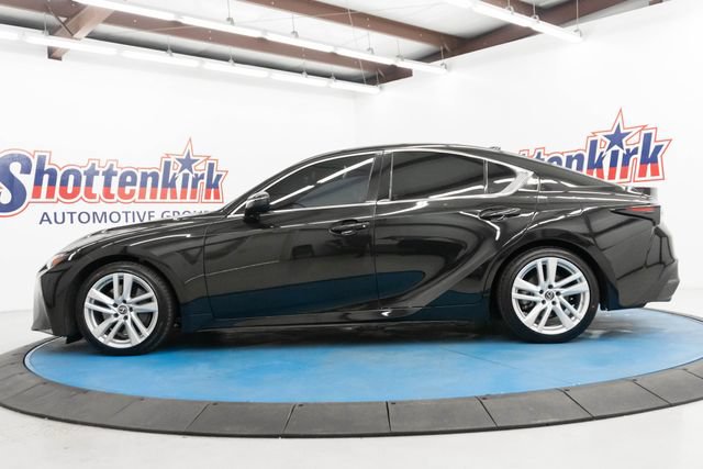Used 2022 Lexus IS 300 w/ Accessory Package RWD image 5