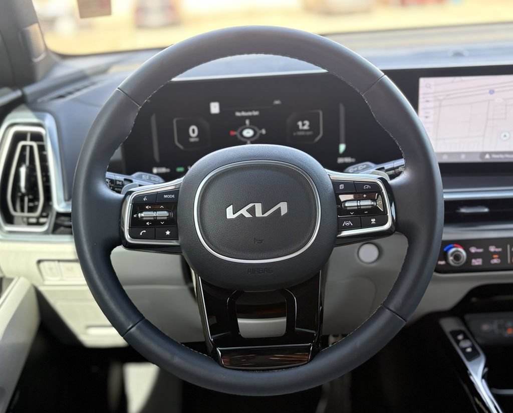 Used 2025 Kia Sorento SX Prestige AWD/4WD image 15
