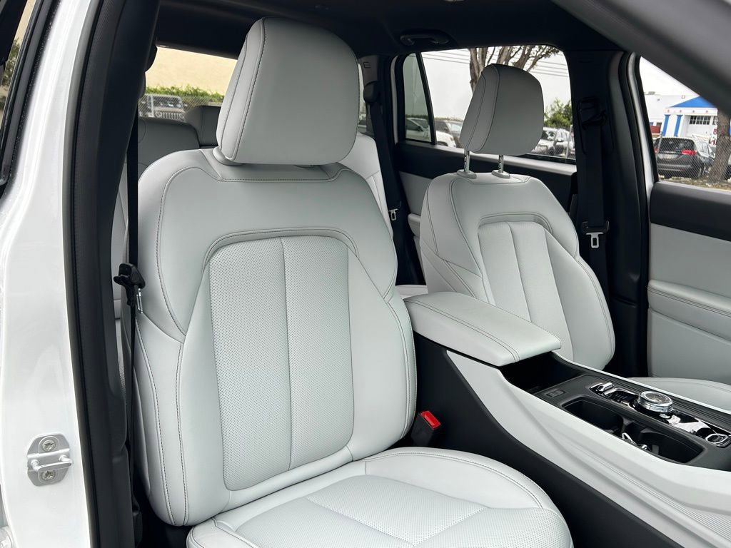 New 2026 Jeep Cherokee Limited image 35