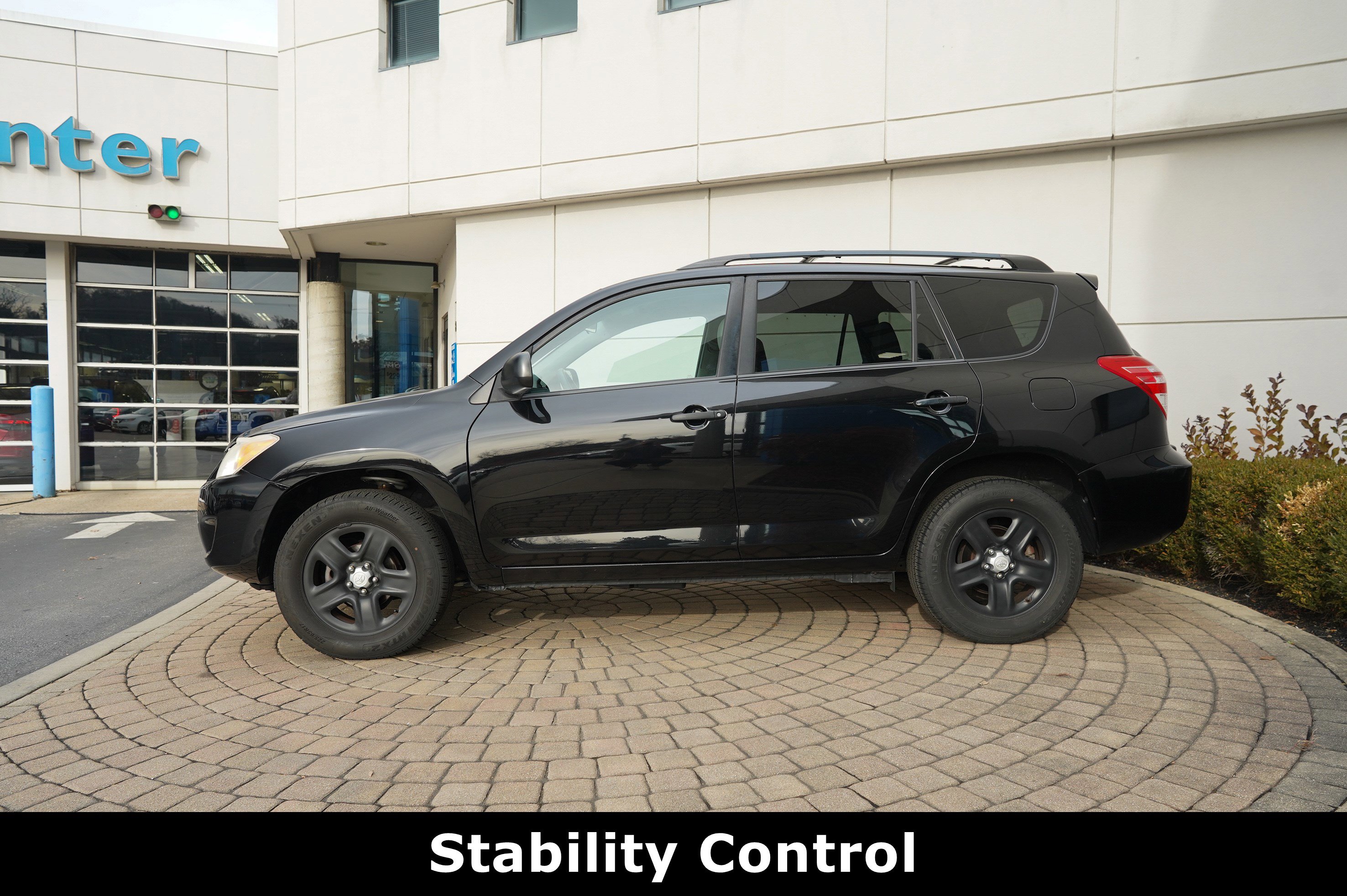 Used 2012 Toyota RAV4 Base image 18