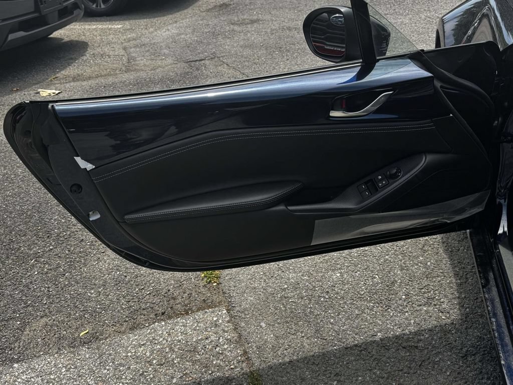 New 2026 MAZDA MX-5 Miata Club w/ Weather Package RWD image 13