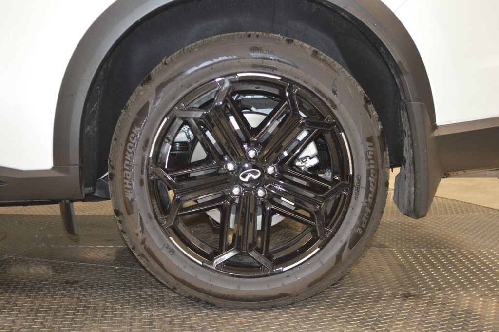 Certified 2026 INFINITI QX60 Sport w/ Dark Cargo Package image 12