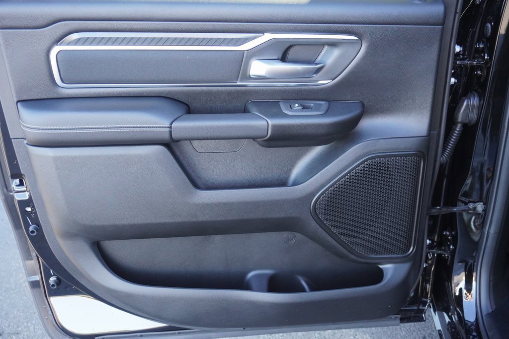 New 2026 RAM 1500 4x4 Crew Cab image 25