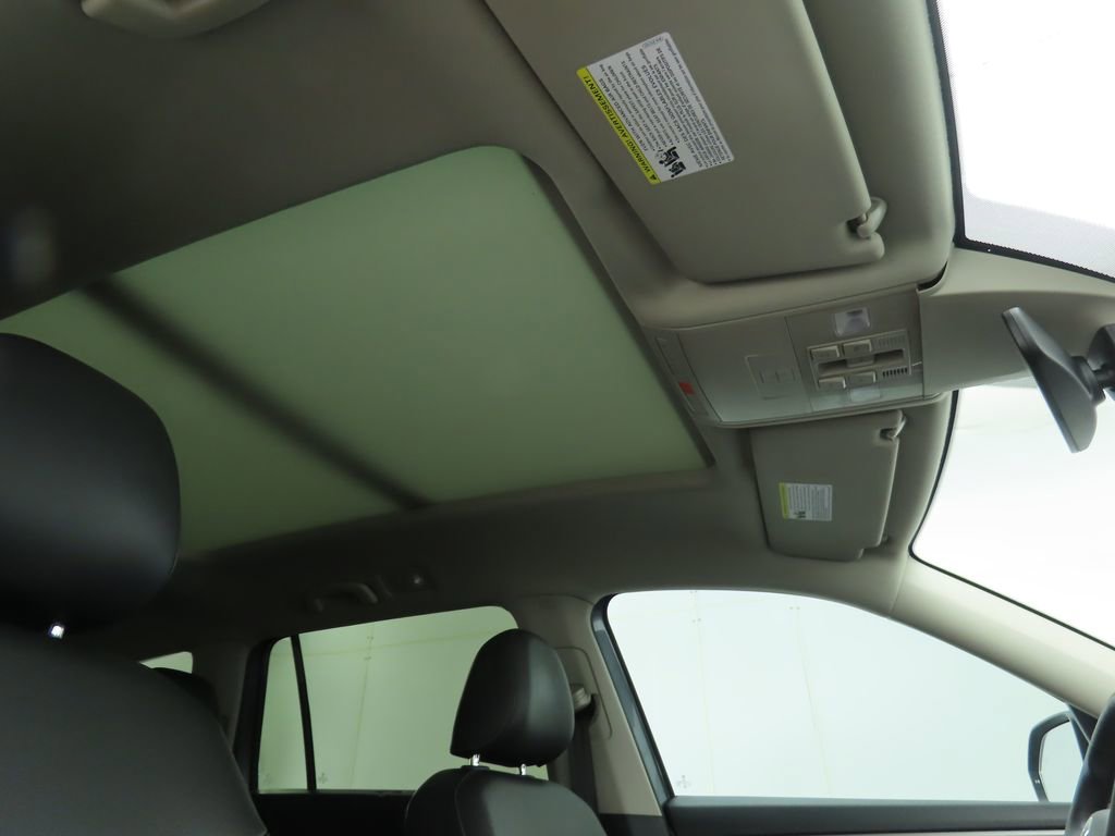 Used 2019 Volkswagen Atlas SE w/ Panoramic Sunroof Package image 18