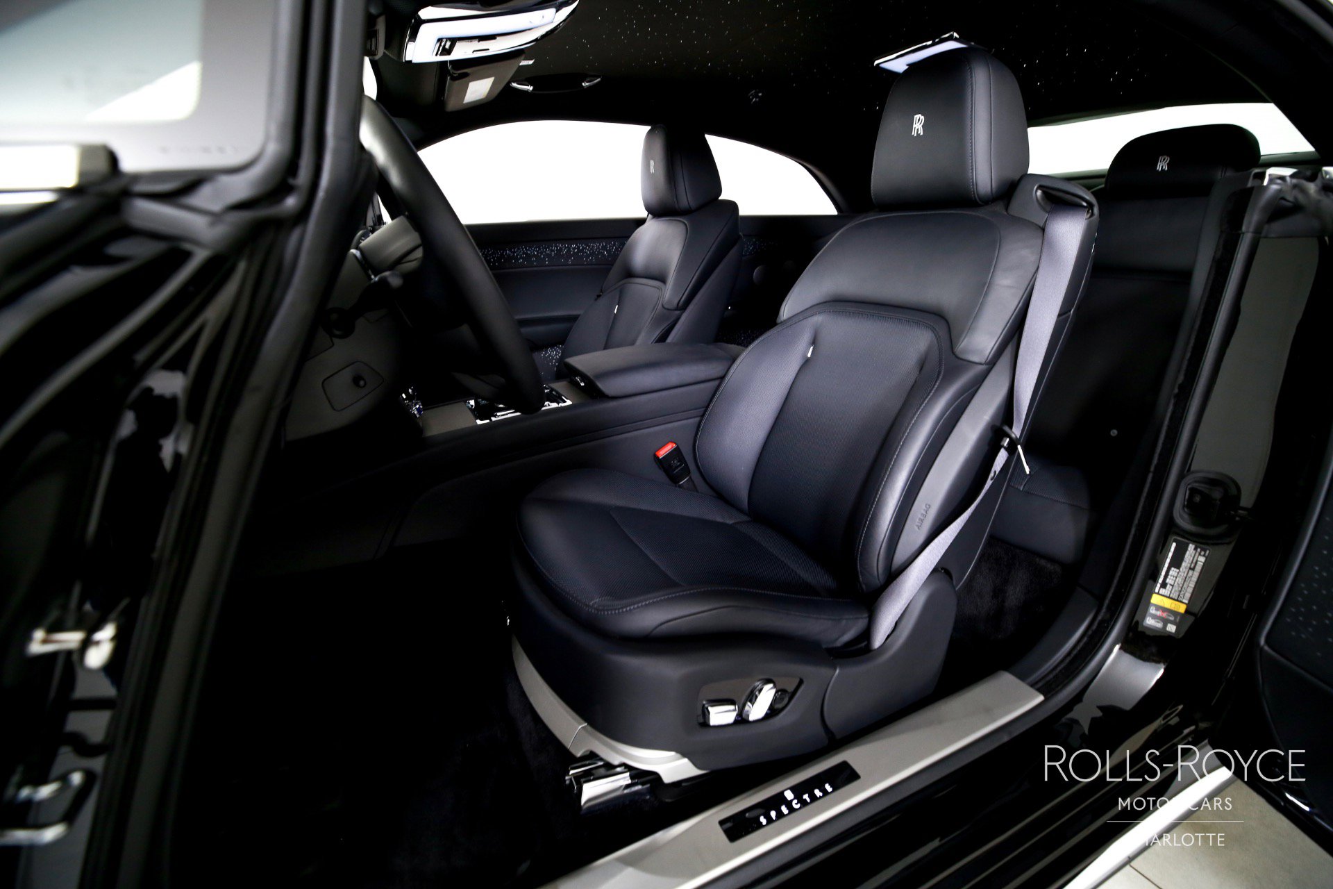 Used 2025 Rolls-Royce Spectre w/ Spectre Launch Package image 13