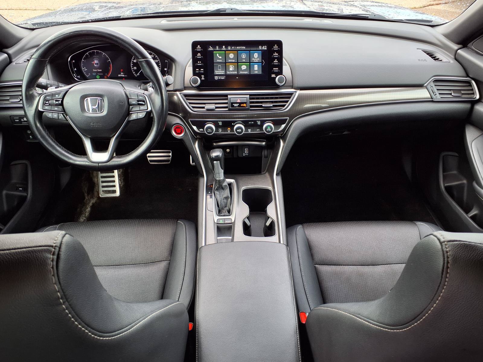 Used 2020 Honda Accord Sport image 10