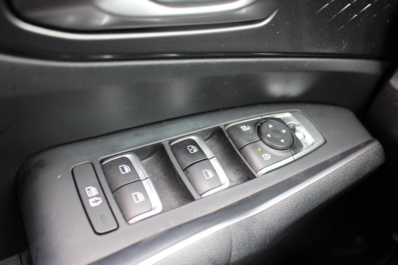 Certified 2023 Kia Sorento S w/ Panoramic Sunroof Package image 25