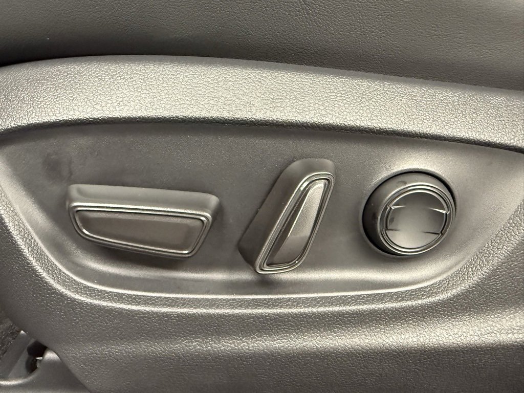 New 2026 Toyota Crown Signia Limited image 16