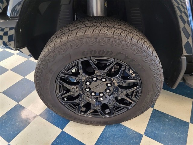 Used 2024 GMC Hummer EV 2X image 9