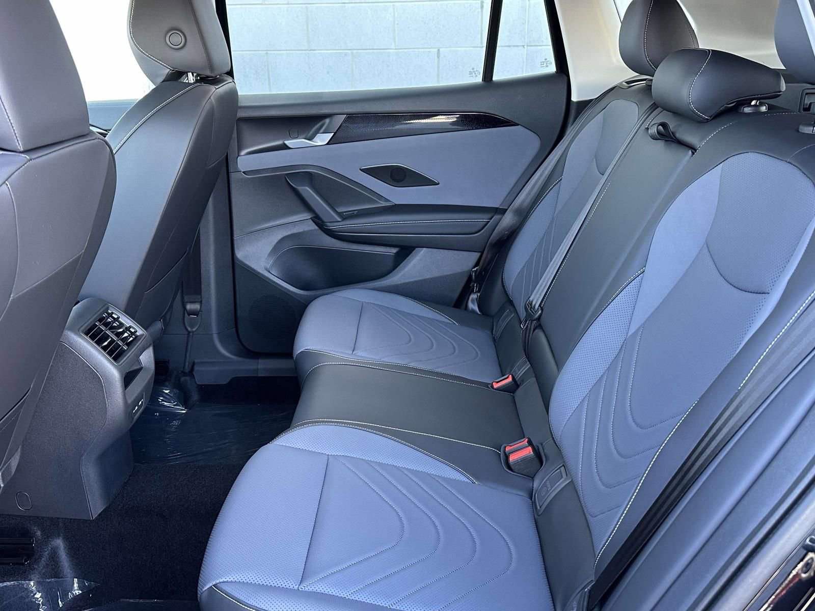 New 2026 Volkswagen Tiguan SE image 13