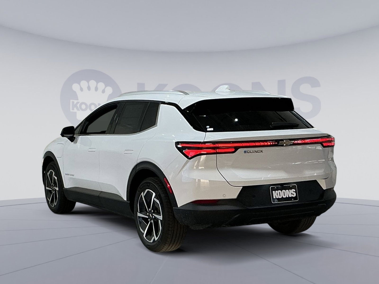 New 2026 Chevrolet Equinox EV LT image 14