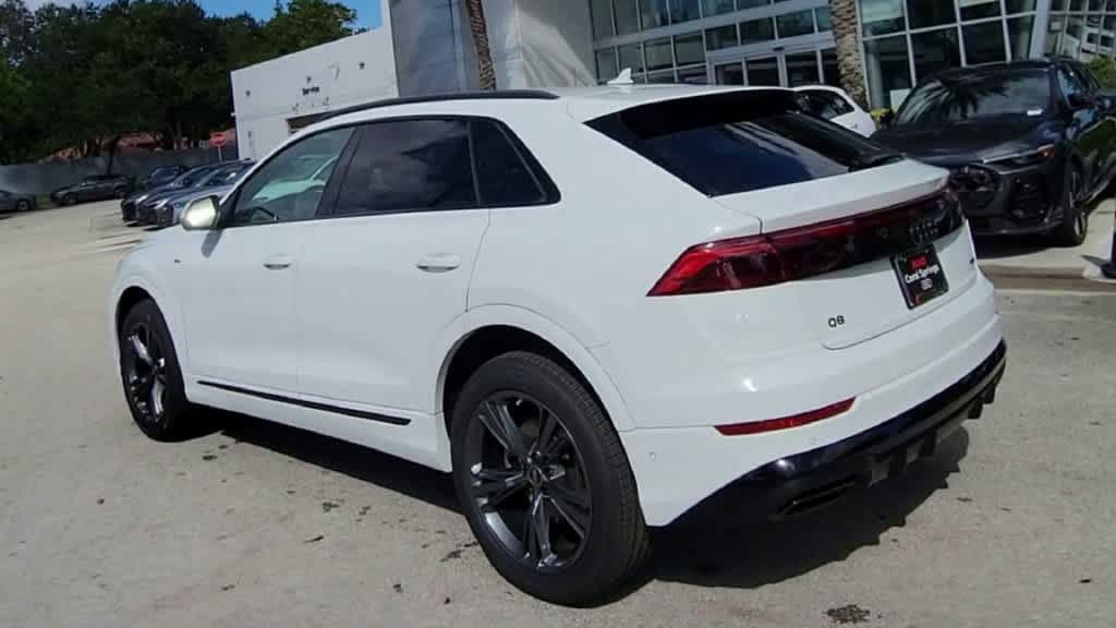 New 2027 Audi Q8 Premium AWD/4WD image 6